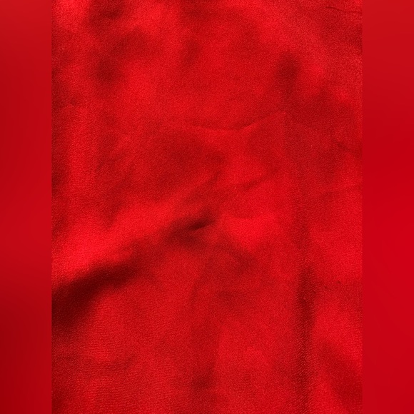 Charlotte Russe Women’s Red Blouse 3/4 Sleeve Open Back Gold Chain Sz S PreOwned - Picture 4 of 13